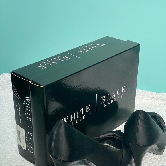 White House Black Market black satin heels size 7.5. - Picture 2 of 6